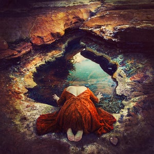 https://alphauniverseglobal.media.zestyio.com/Alpha-Universe-30-Days-Brooke-Shaden-9.jpg?height=300&fit=bounds