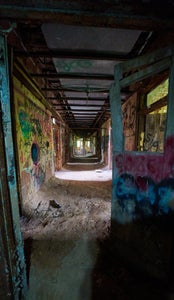 https://alphauniverseglobal.media.zestyio.com/Alpha-Universe-A7RV-Asylum-Drew-Geraci-9.jpg?height=300&fit=bounds