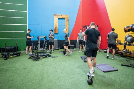 https://alphauniverseglobal.media.zestyio.com/Alpha-Universe-Amanda-Cain-sharks_conditioning05.jpg?height=300&fit=bounds