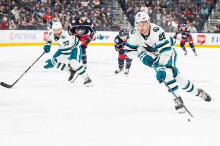 https://alphauniverseglobal.media.zestyio.com/Alpha-Universe-Amanda-Cain-sharks_vs._jackets54.jpg?height=300&fit=bounds