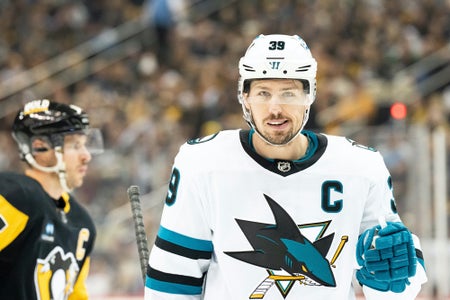 https://alphauniverseglobal.media.zestyio.com/Alpha-Universe-Amanda-Cain-sharks_vs._pens25.jpg?height=300&fit=bounds