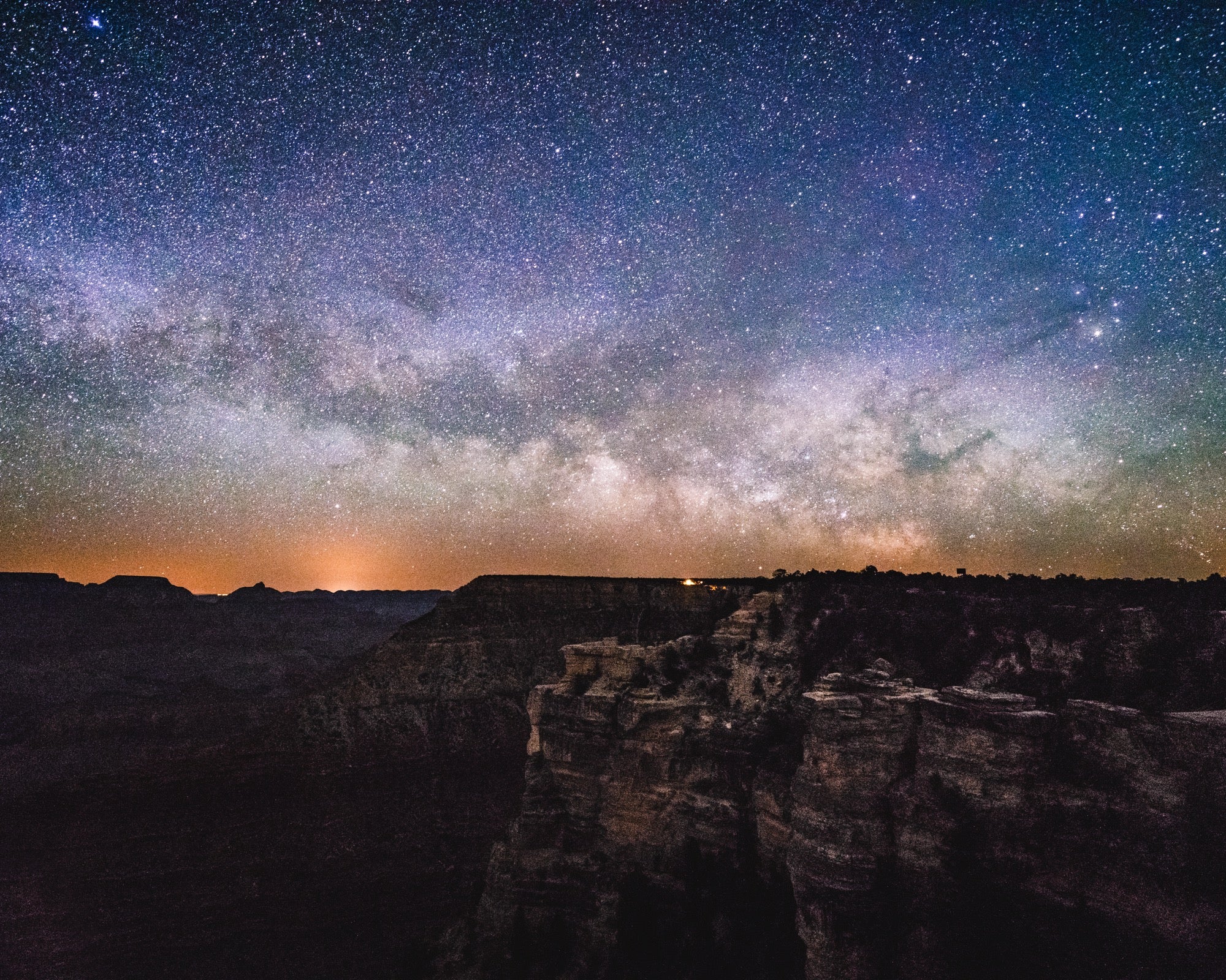 sony alpha a6400 night photography