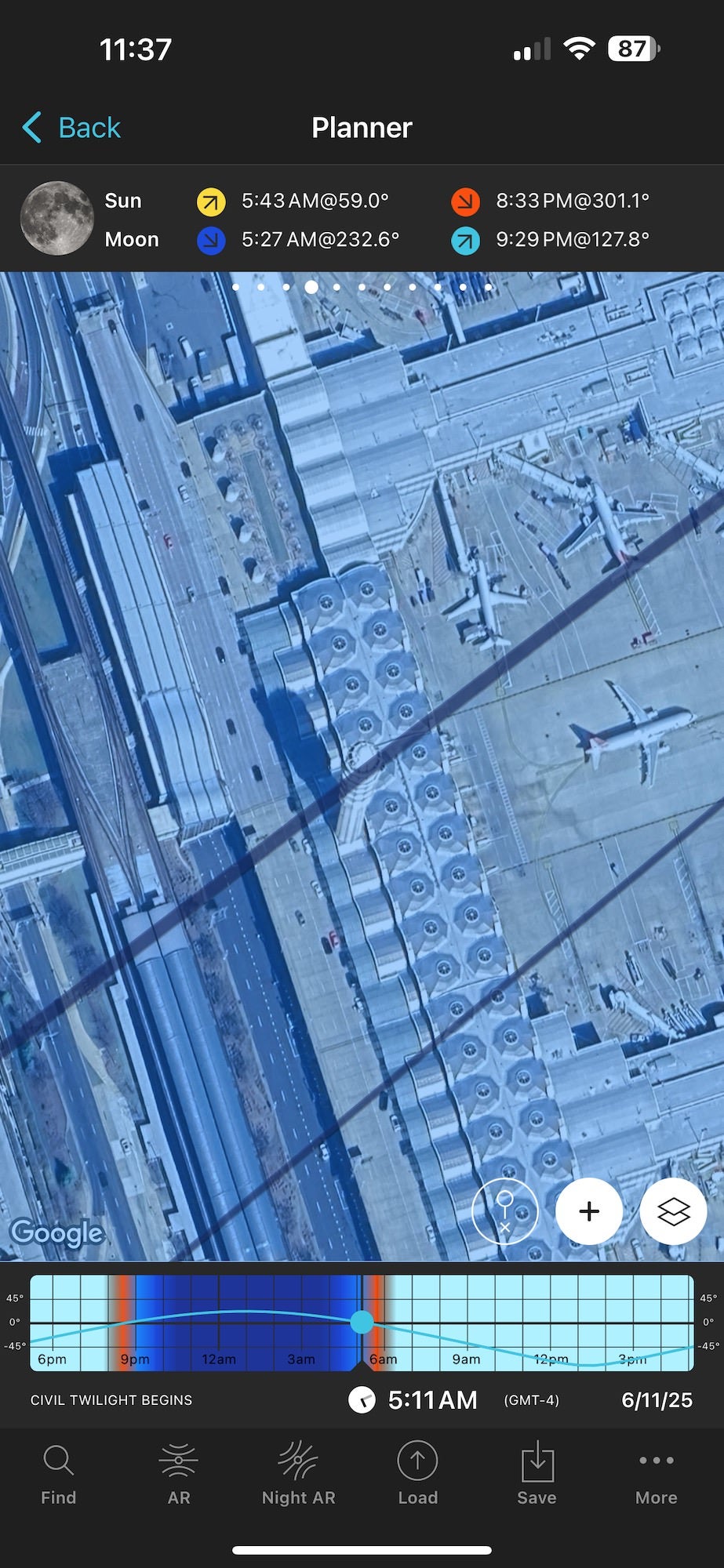 Drew Geraci uses the PhotoPills app to track the strawberry moon Drew Geraci uses the PhotoPills app to track the strawberry moon