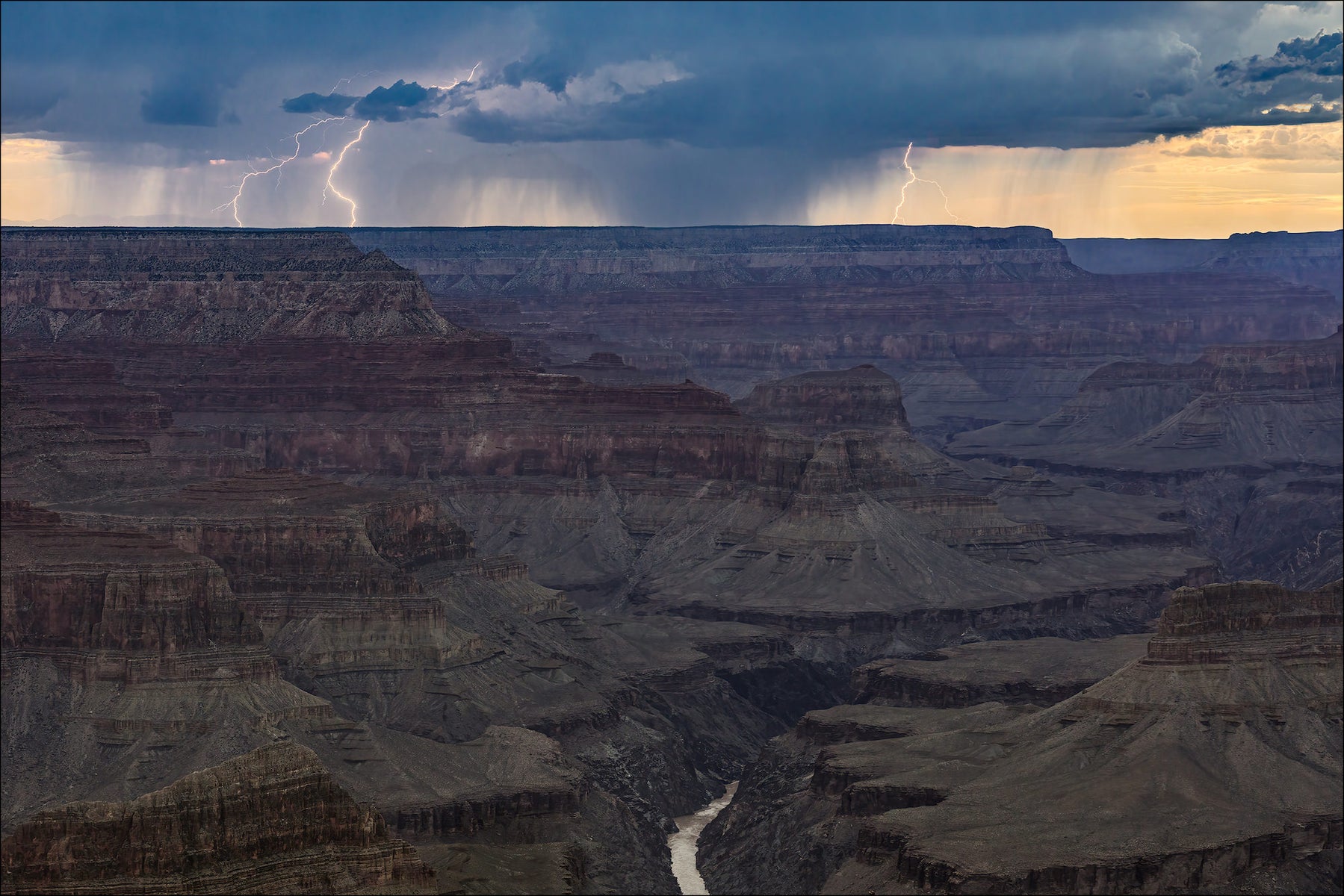https://alphauniverseglobal.media.zestyio.com/Alpha-Universe-BTS-Gary-Hart-Grand-Canyon-Lightning-1.jpg?height=1200&fit=bounds