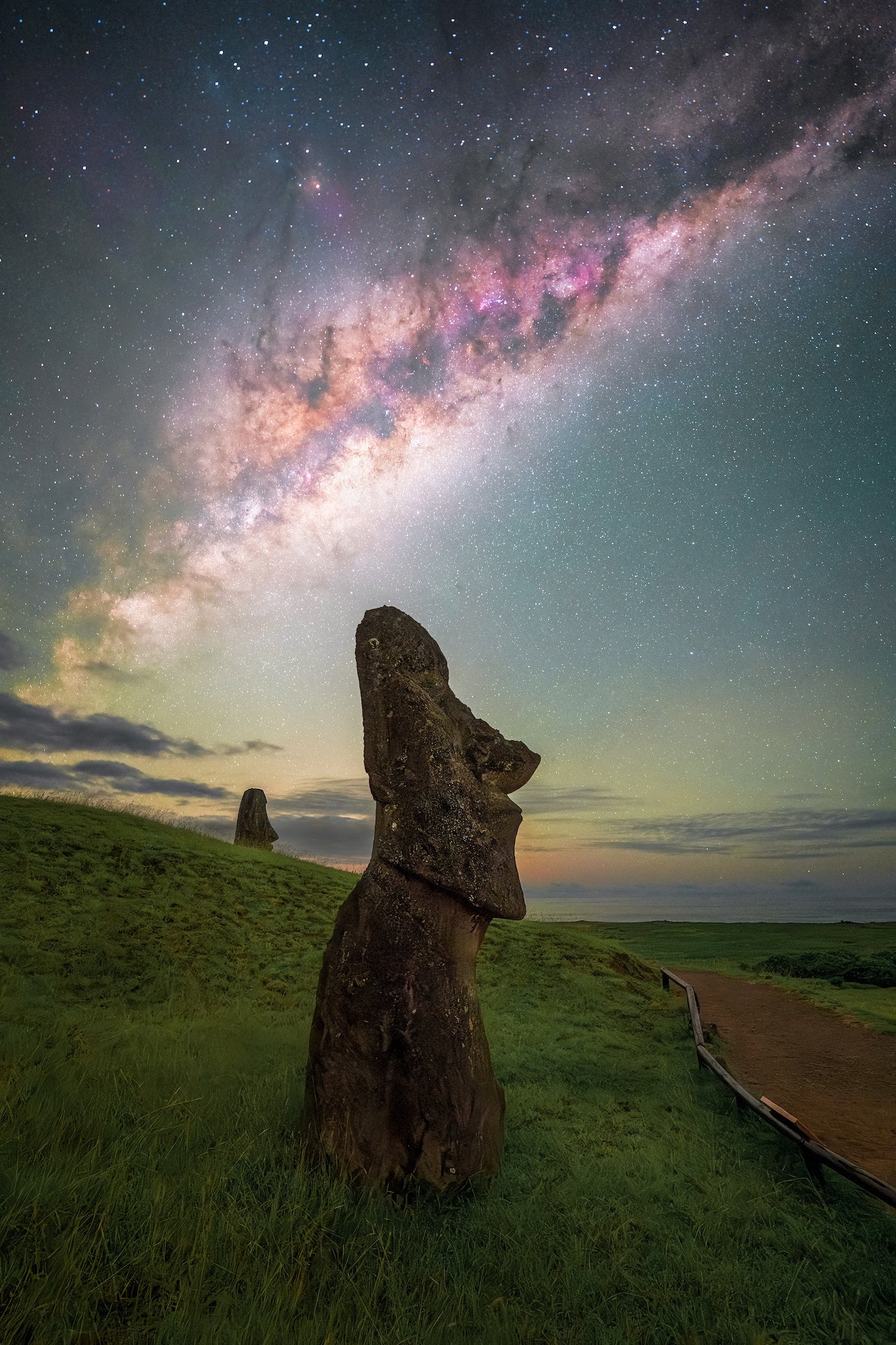 Milky Way core above Moai at Rano Raraku, Easter Island, shot on Sony Alpha 7 III & 14mm f/1.8 GM, 20s, ISO 2000.