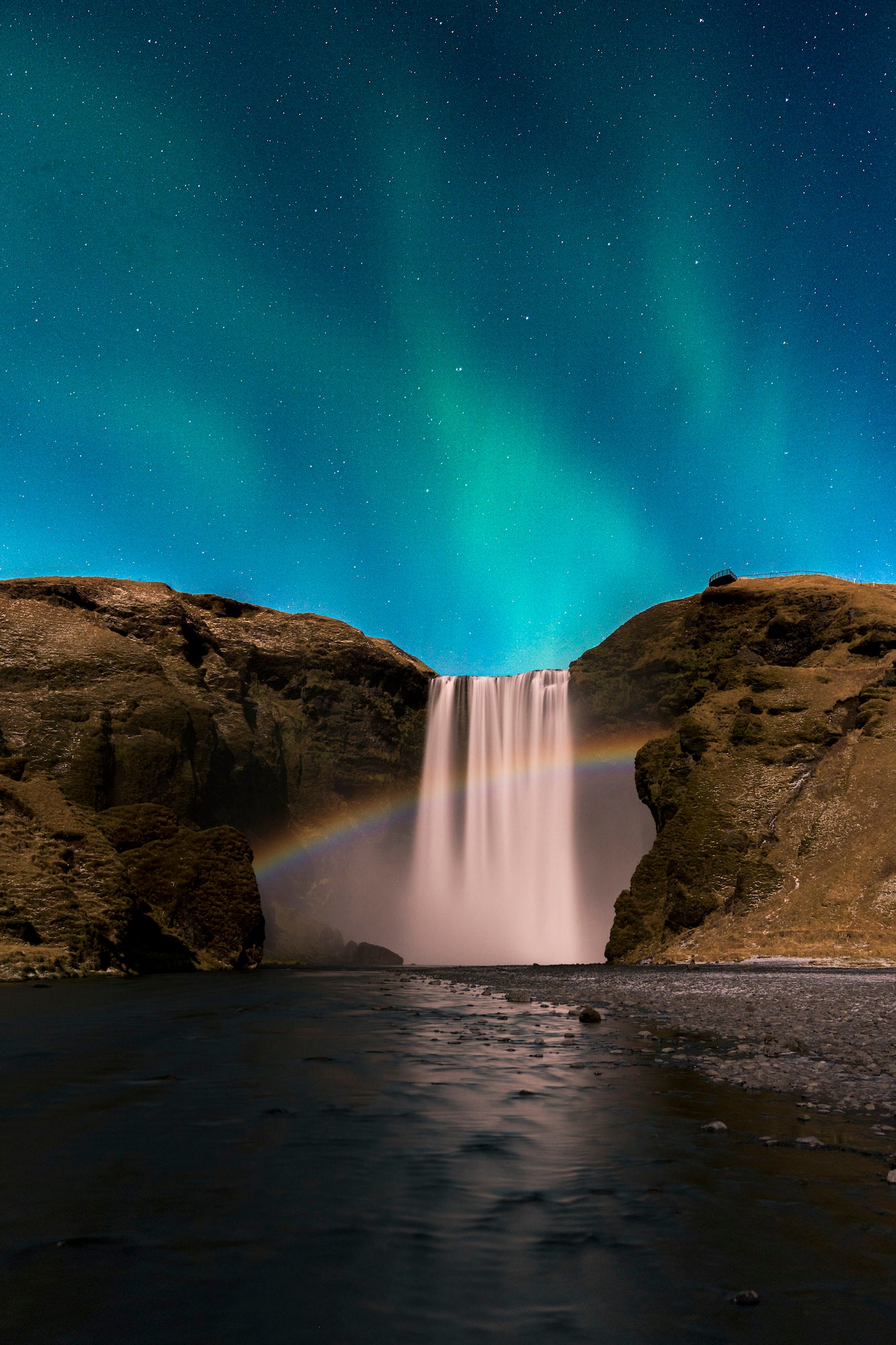 Photo by Sapna Reddy. Sony Alpha 7R IV. Sony 16-35mm f/2.8 G Master. 10-secs. f/2.8, ISO 1000