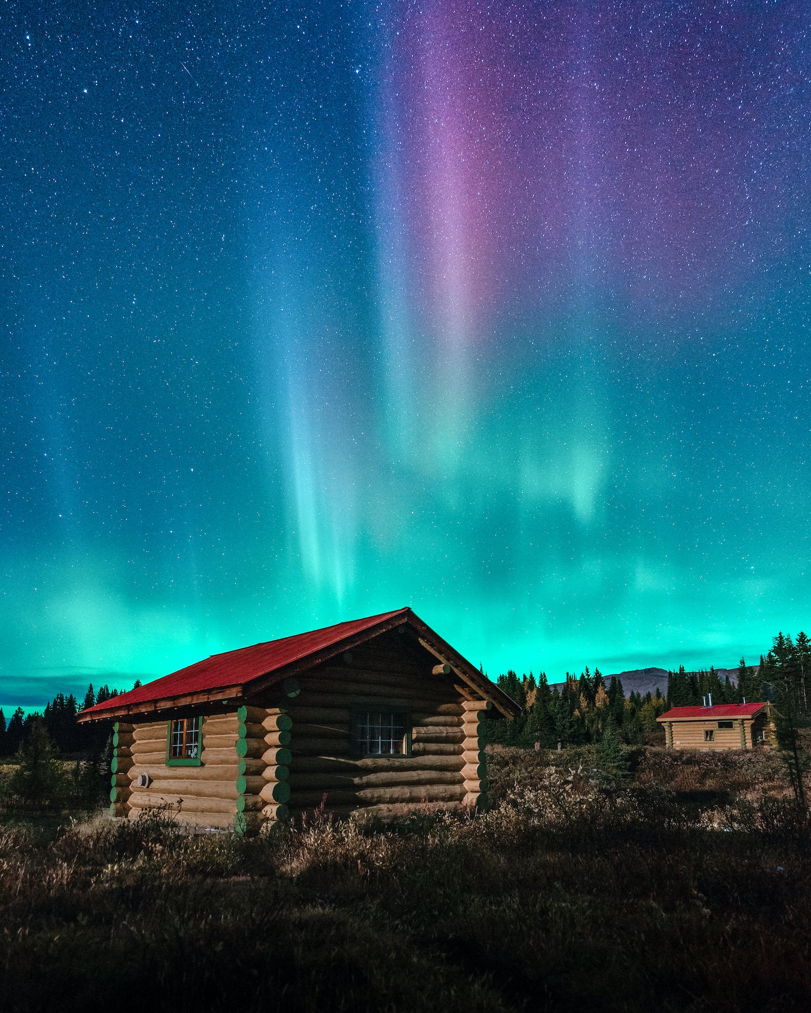 Photo by Stevin Tuchiwsky. Sony Alpha 7 II. Sony 16-35mm f/2.8 G Master. 15-sec., f/2.8, ISO 1600