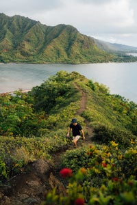 https://alphauniverseglobal.media.zestyio.com/Alpha-Universe-BTS-Vince-Lim-HawaiiLandscape-1.jpg?height=300&fit=bounds