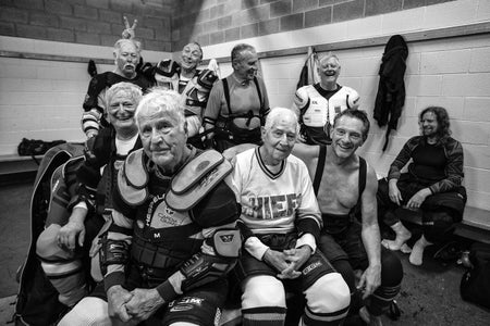 https://alphauniverseglobal.media.zestyio.com/Alpha-Universe-BUR180906SeniorHockey-0960bwLR.jpeg?height=300&fit=bounds