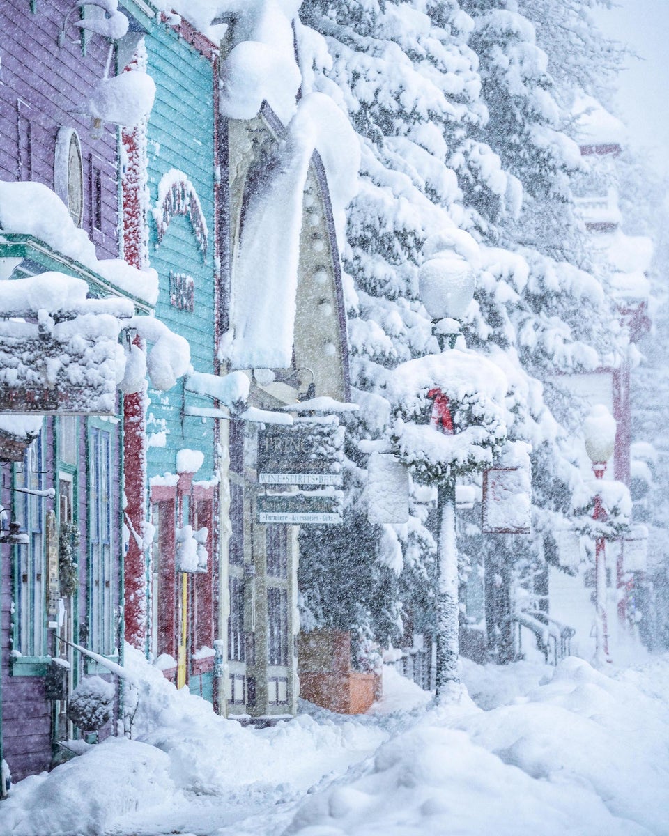 https://alphauniverseglobal.media.zestyio.com/Alpha-Universe-ColoradoLandscapes-Connor-Scalbom-7.jpg?height=1200&fit=bounds
