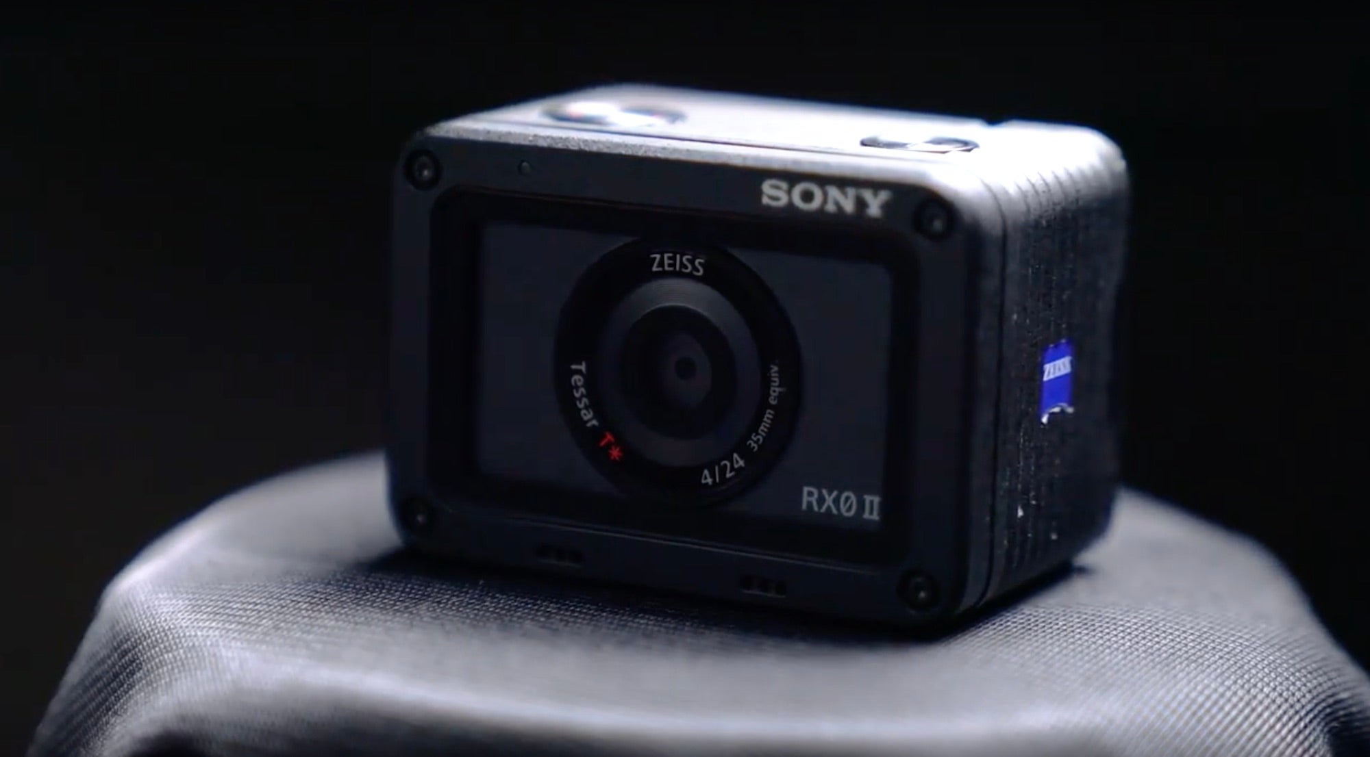 harga kamera sony rxo ii