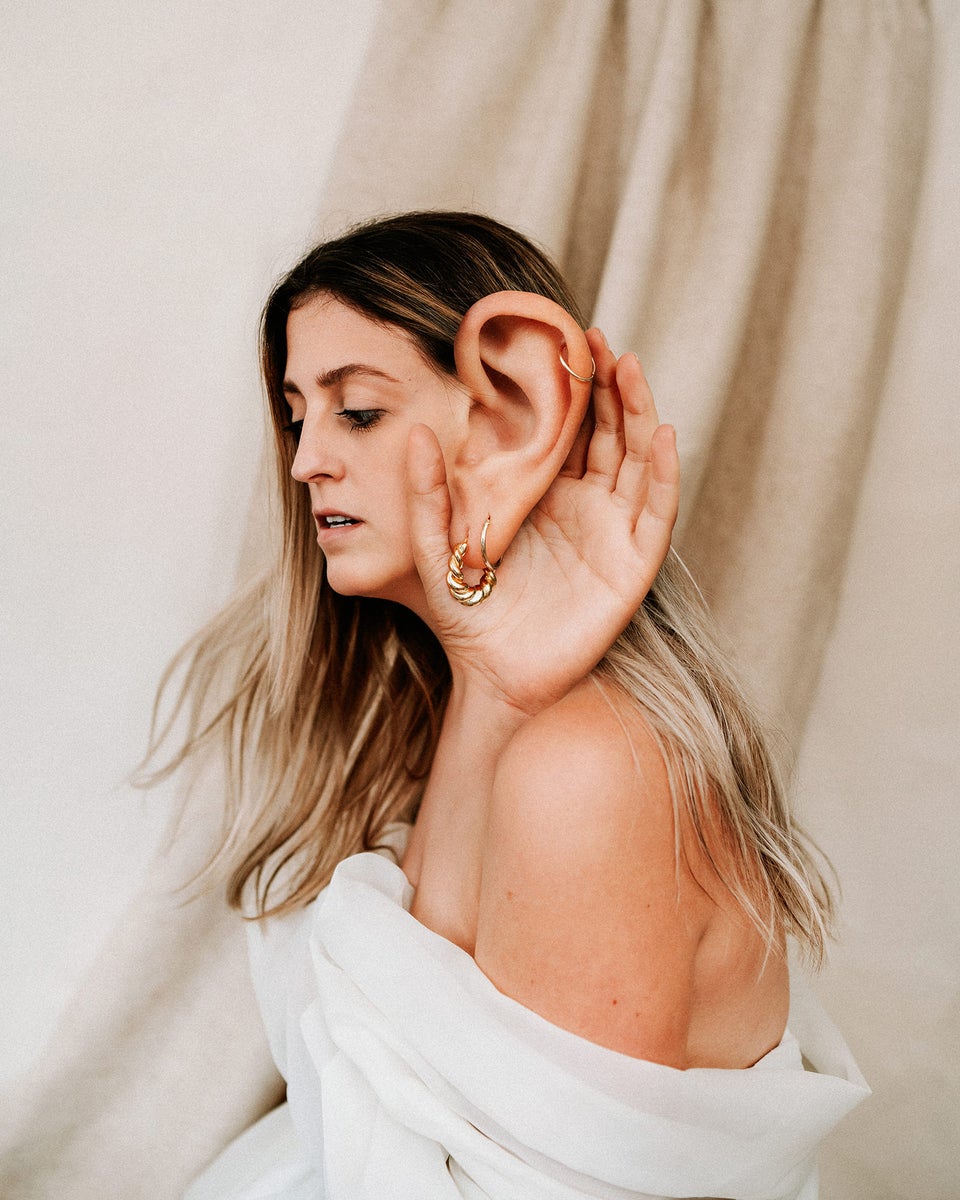 https://alphauniverseglobal.media.zestyio.com/Alpha-Universe-Holly-Rose-Stones-Feature-9.JPG?height=1200&fit=bounds