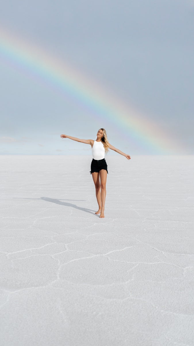 https://alphauniverseglobal.media.zestyio.com/Alpha-Universe-KarliePlace_SonyAlpha_SaltFlats.JPG?height=1200&fit=bounds