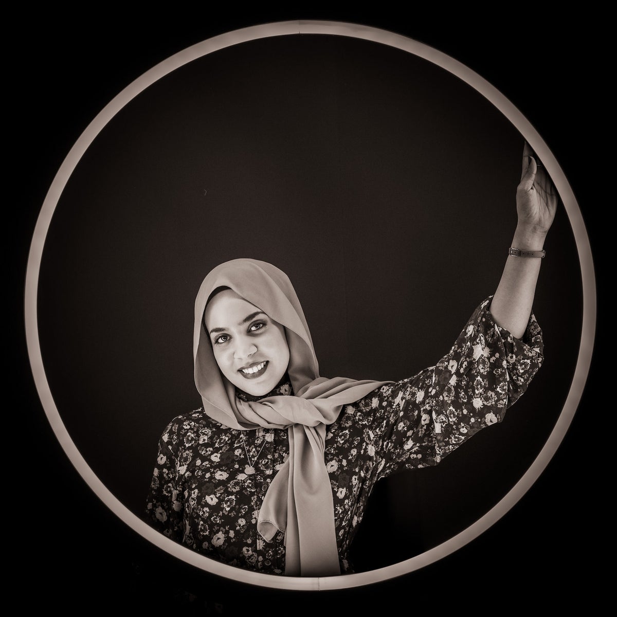 https://alphauniverseglobal.media.zestyio.com/Alpha-Universe-Katrin-Eismann_UAE_55mm-01.jpg?height=1200&fit=bounds