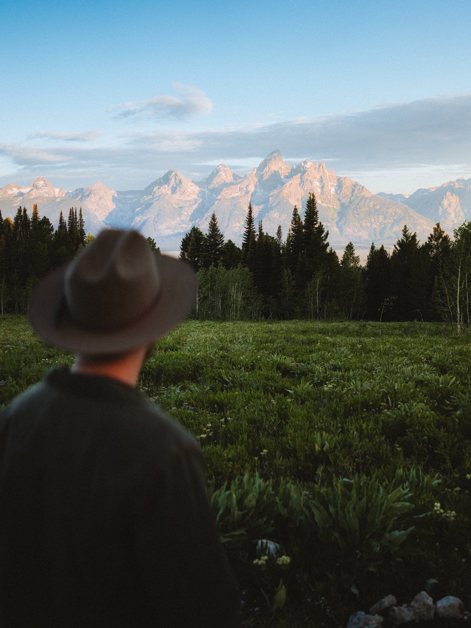 Kyle Meshna captures a landscape with the RX1R III