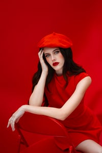https://alphauniverseglobal.media.zestyio.com/Alpha-Universe-Niah-Aldrich-85GMII-BTS-7.jpg?height=300&fit=bounds