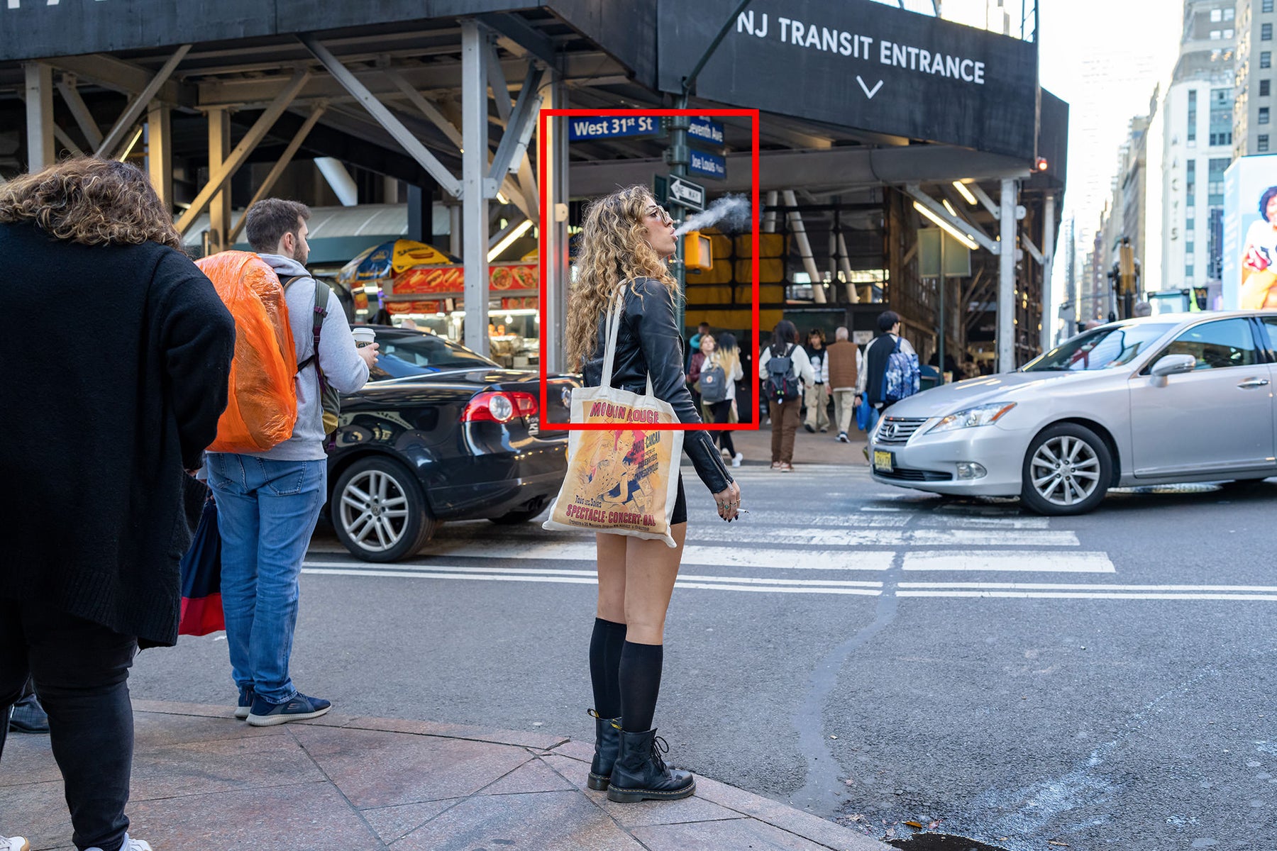 https://alphauniverseglobal.media.zestyio.com/Alpha-Universe-Nino-Rakichevich-a7RV_Street-1.jpg?height=1200&fit=bounds