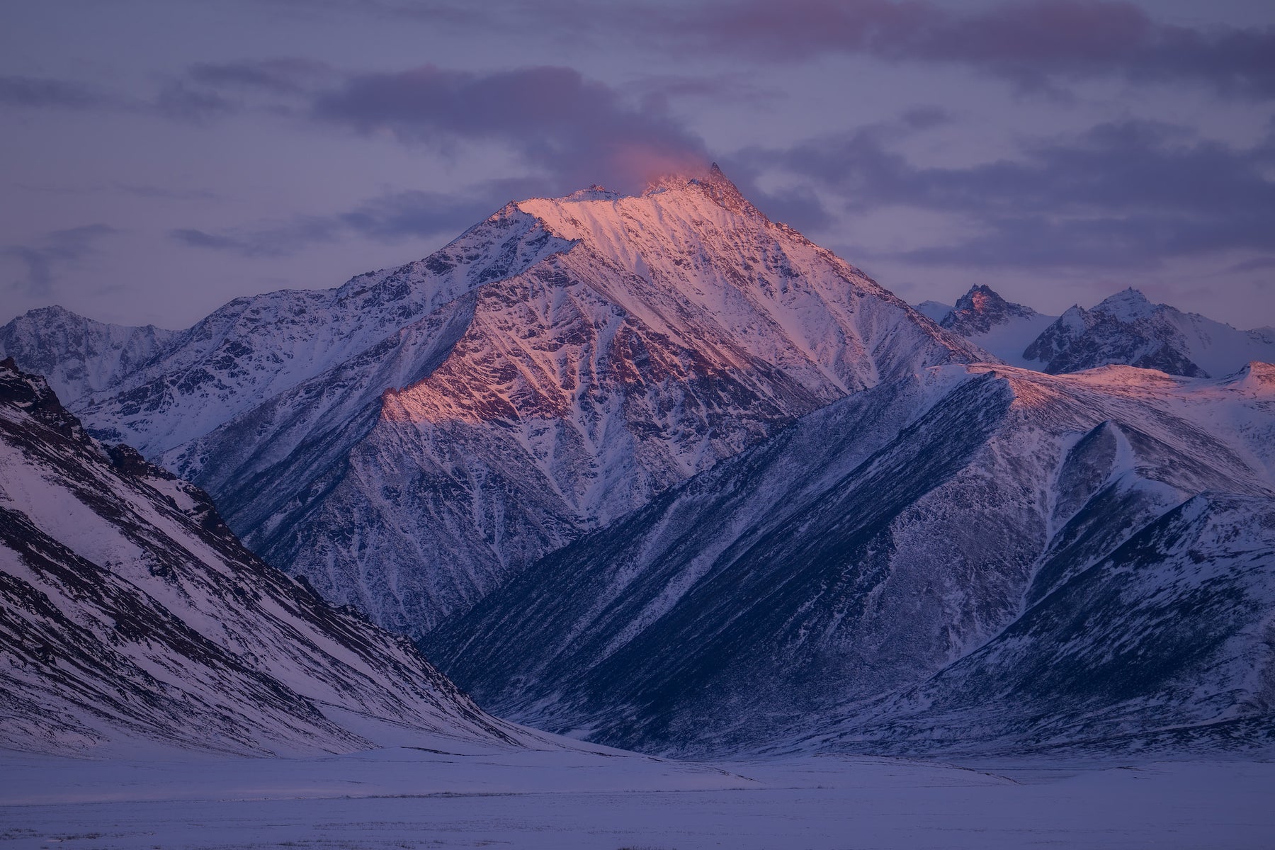 https://alphauniverseglobal.media.zestyio.com/Alpha-Universe-NorthFaceFilm-Nate-Luebbe-14.jpg?height=1200&fit=bounds