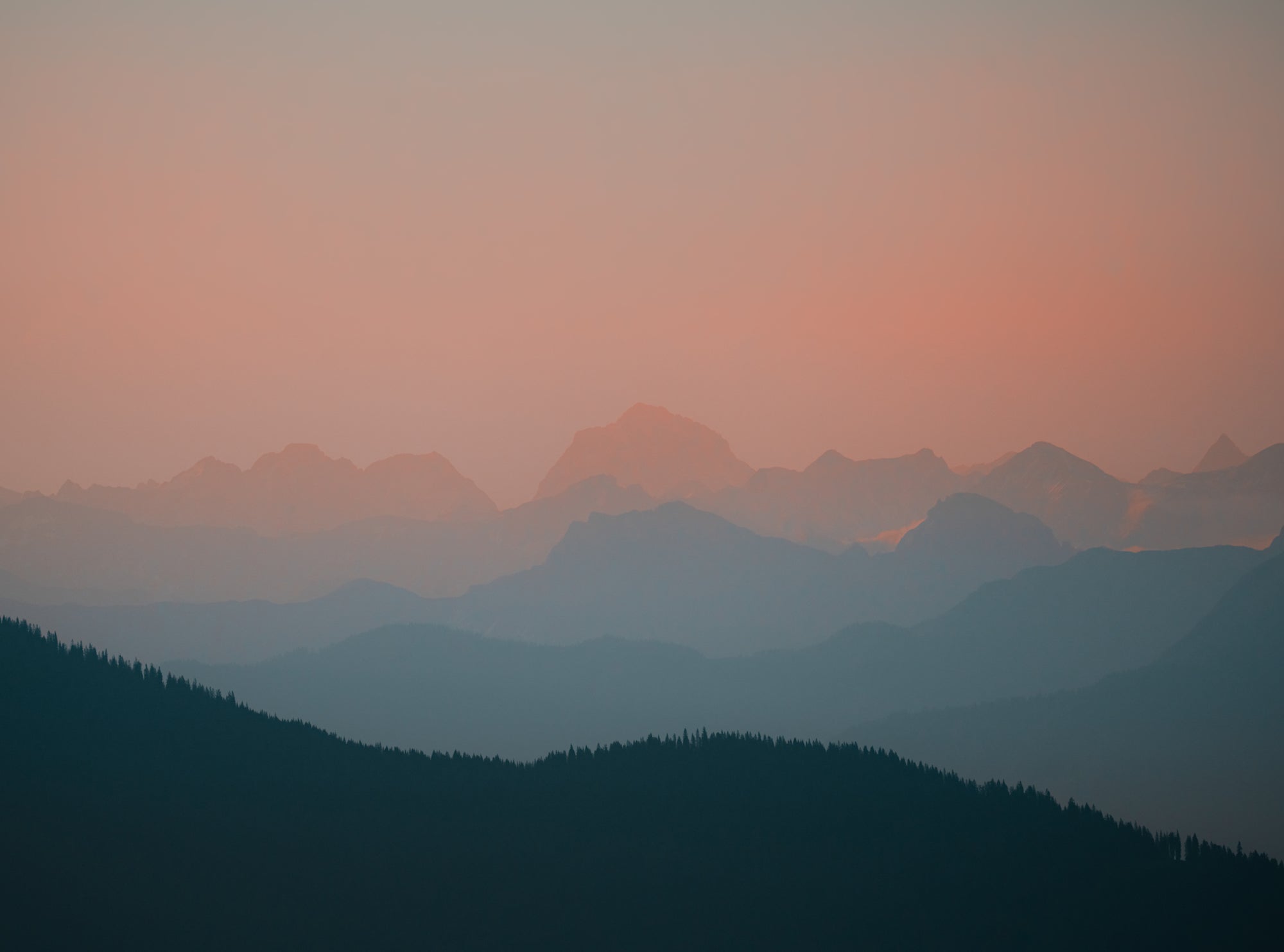 Painting a Mountain Range Scene at Sunset with Poscas. 