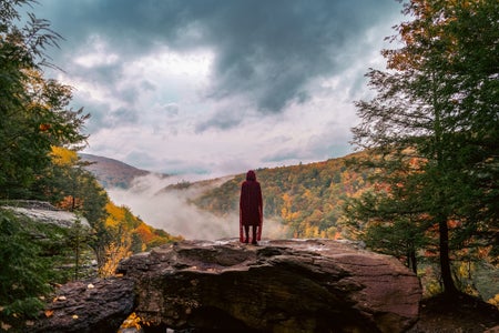 https://alphauniverseglobal.media.zestyio.com/Alpha-Universe-Photo-By-Sal-D-Alia-A7R-V-2.jpg?height=300&fit=bounds
