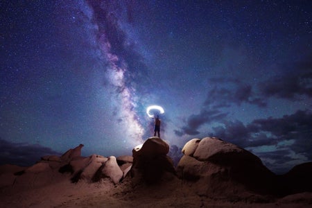https://alphauniverseglobal.media.zestyio.com/Alpha-Universe-Photo-by-Autumn-Schrock-autumn-schrock_goblin-valley-astro-6.SyVAE7INs.jpg?height=300&fit=bounds