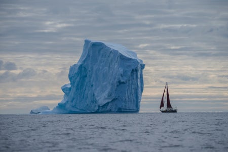 https://alphauniverseglobal.media.zestyio.com/Alpha-Universe-Polar-Passage-Renan-Ozturk-5.jpg?height=300&fit=bounds