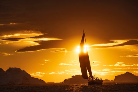 https://alphauniverseglobal.media.zestyio.com/Alpha-Universe-Polar-Passage-Renan-Ozturk-8.jpg?height=300&fit=bounds
