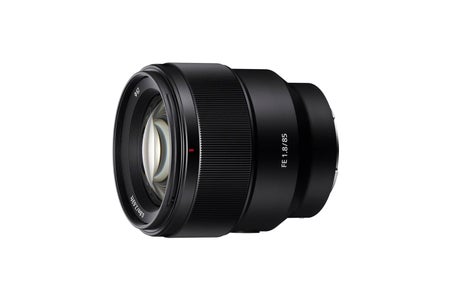 https://alphauniverseglobal.media.zestyio.com/Alpha-Universe-Portrait-Sony-85F18.jpg?height=300&fit=bounds