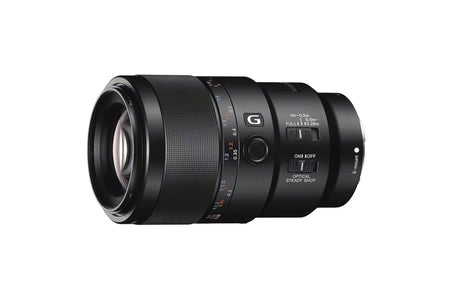 https://alphauniverseglobal.media.zestyio.com/Alpha-Universe-Portrait-Sony-90MacroG.jpg?height=300&fit=bounds