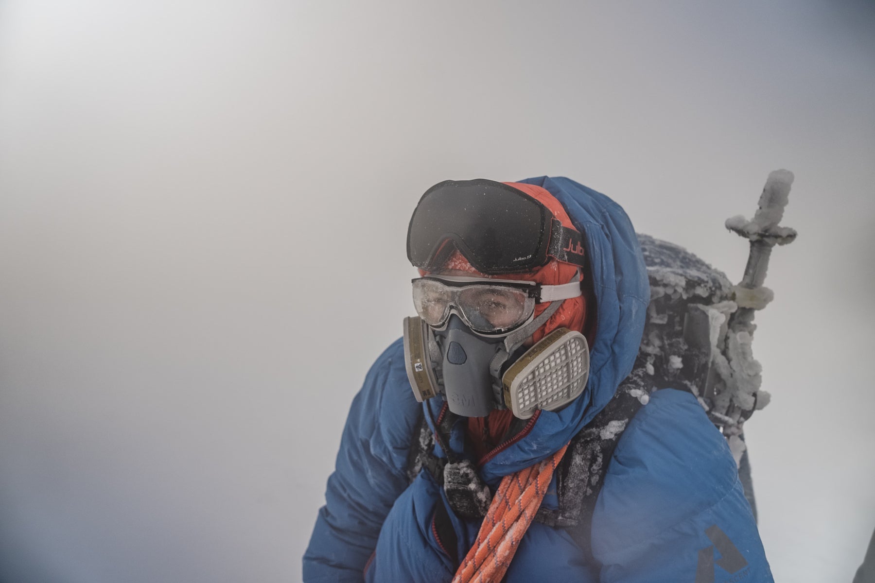 https://alphauniverseglobal.media.zestyio.com/Alpha-Universe-Renan-Ozturk-Field-Notes-Lava-Lake-11.jpg?height=1200&fit=bounds