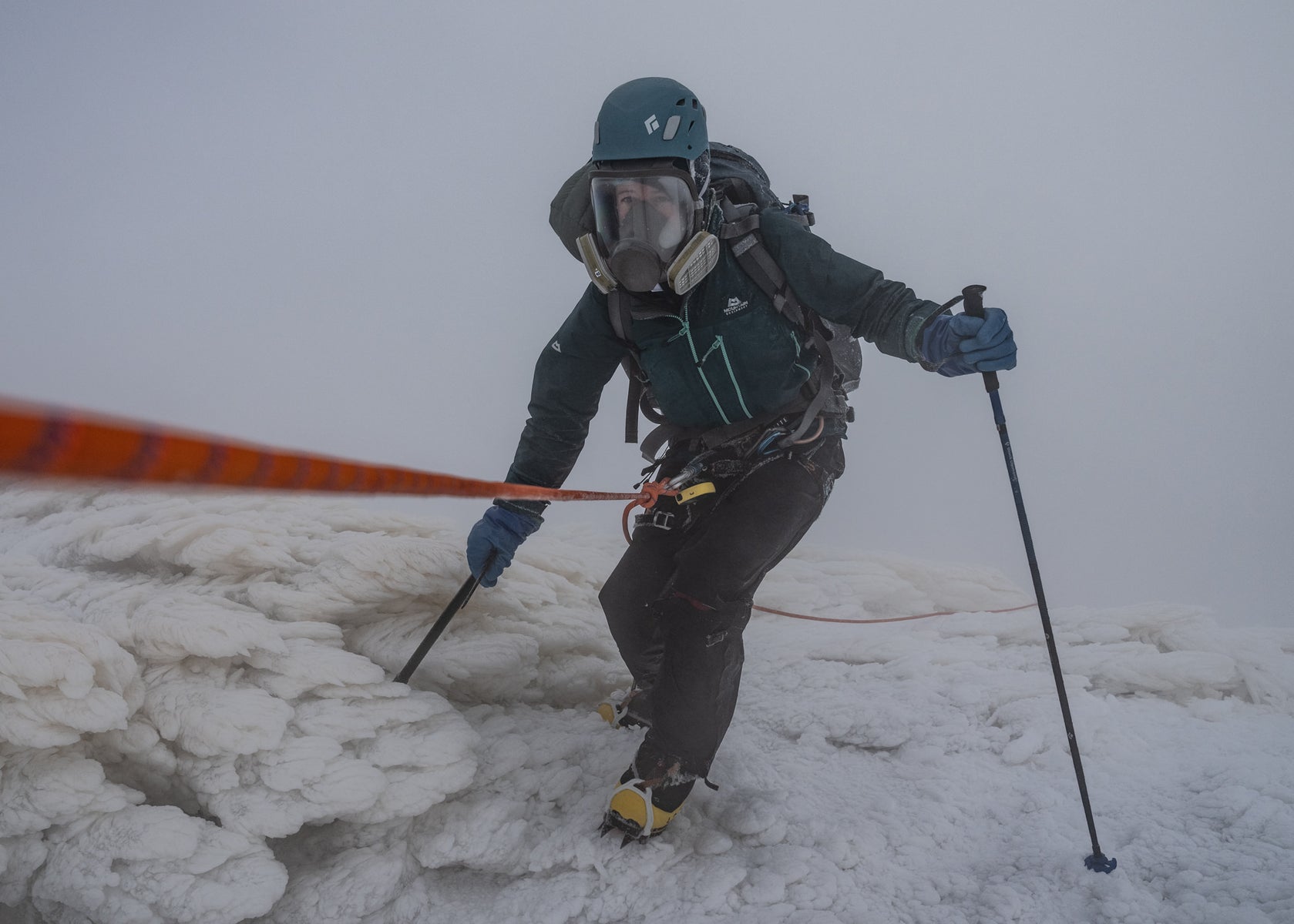 https://alphauniverseglobal.media.zestyio.com/Alpha-Universe-Renan-Ozturk-Field-Notes-Lava-Lake-20.jpg?height=1200&fit=bounds