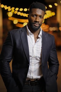 https://alphauniverseglobal.media.zestyio.com/Alpha-Universe-SoftPortraitLighting-ScottRobertLim-14.jpg?height=300&fit=bounds