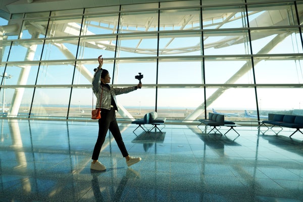 Sony ECM-G1 Shotgun Mic in action