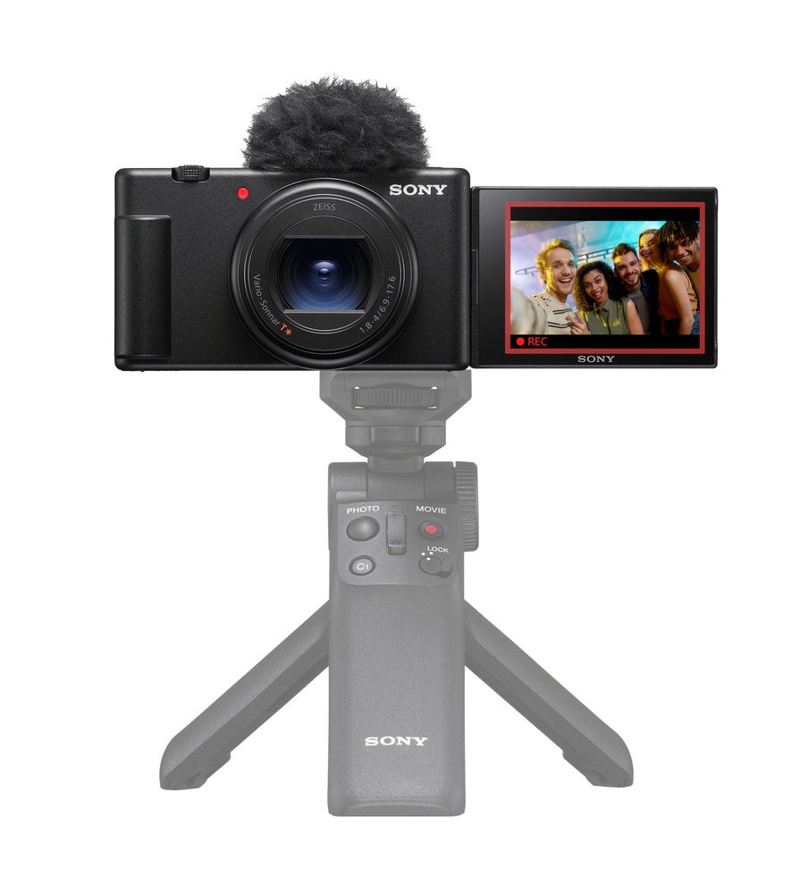 Sony Electronics Announces Newest Ultra Wide-Angle Zoom Vlogging