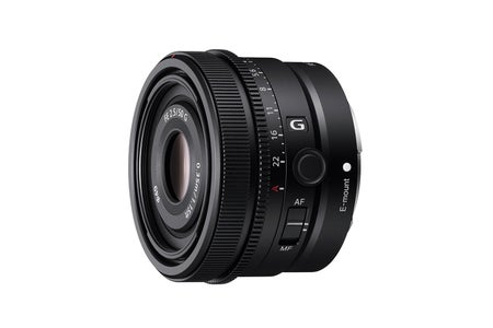 https://alphauniverseglobal.media.zestyio.com/Alpha-Universe-Vlogging-Lens-50F25G.jpg?height=300&fit=bounds