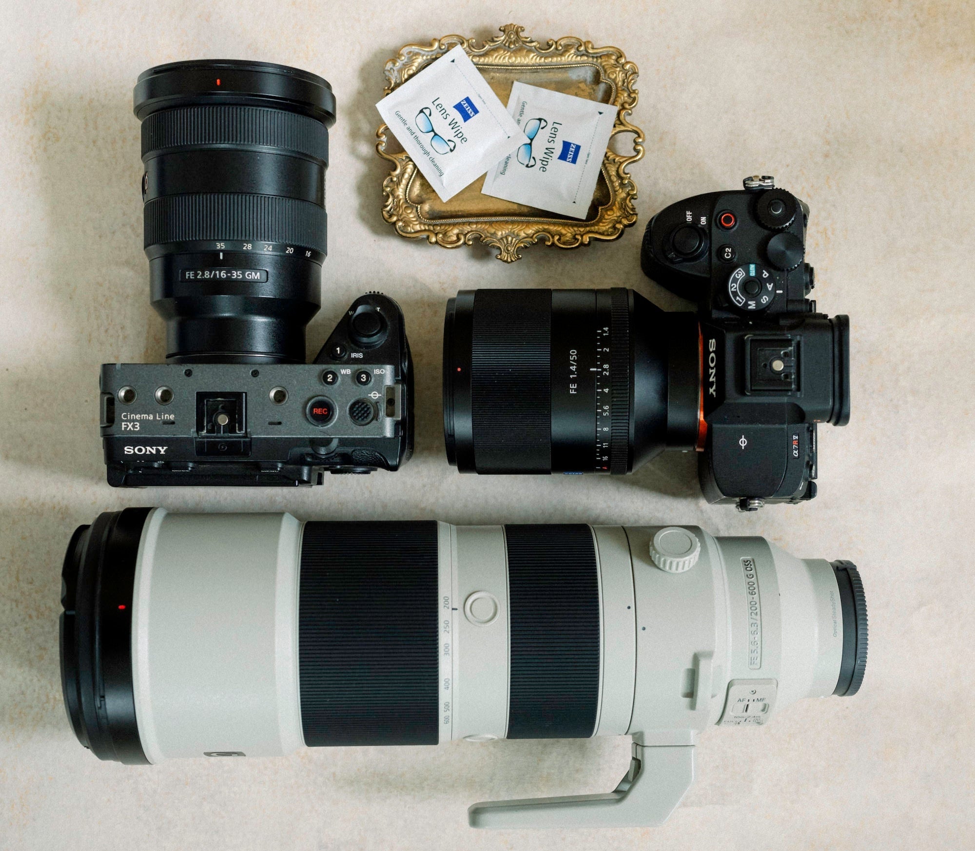 What's In My Bag: A Photo & Video Kit For Wildlife, Landscapes