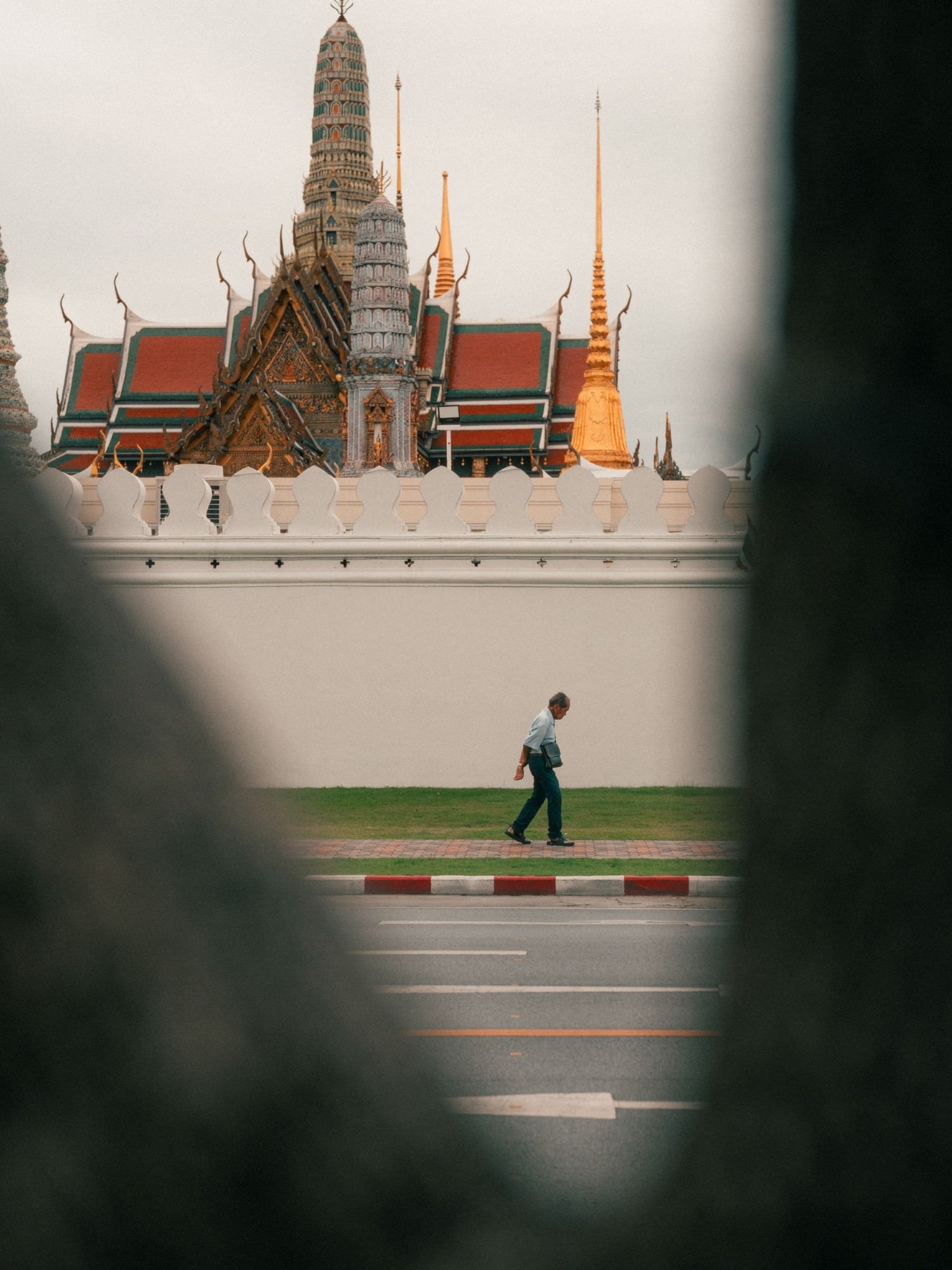 What's In My Bag: A Storyteller's Kit For Street & Travel