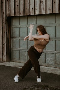 https://alphauniverseglobal.media.zestyio.com/Alpha-Universe-WIMB-Ashton-Sotiro-50F18-2.jpg?height=300&fit=bounds