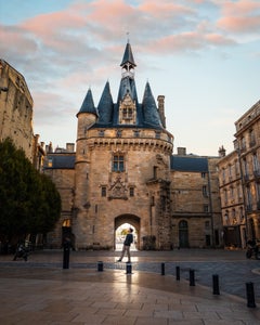 https://alphauniverseglobal.media.zestyio.com/Alpha-Universe-WIMB-Bordeaux_AnthonyCastro.JPG?height=300&fit=bounds