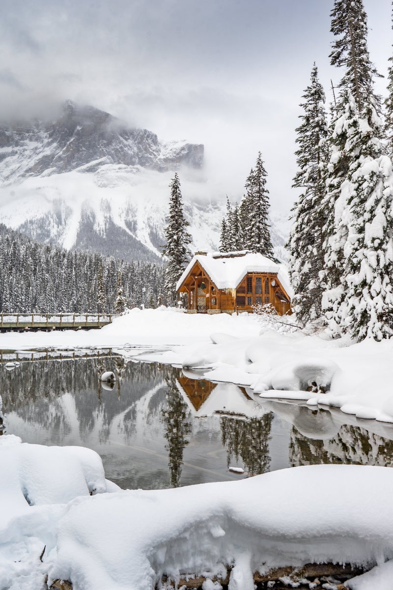 https://alphauniverseglobal.media.zestyio.com/Alpha-Universe-WIMB-Christina-Adele-EmeraldLake.jpg?height=1200&fit=bounds