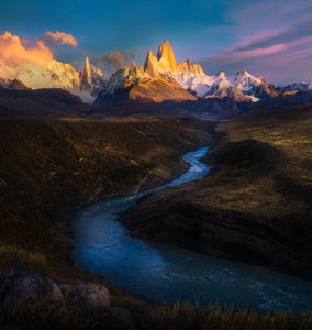 https://alphauniverseglobal.media.zestyio.com/Alpha-Universe-WIMB-Craig-Elson-Patagonia-Chalten-Sunrise.jpg?height=300&fit=bounds