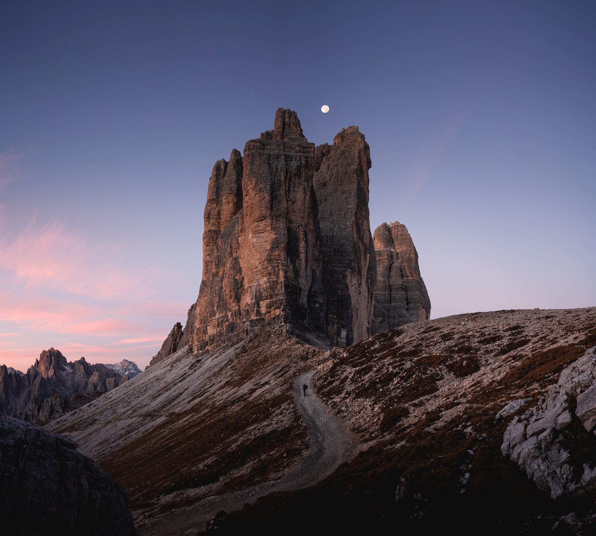 Alpha-Universe-WIMB-Daryl-Scott-Walker-2470GMII-1
“Dolomiti Tre Cime, catching a lone walker heading up to The Time during the morning blue hour.” Photo by Daryl Scott Walker. Sony Alpha 7 IV. Sony 24-70mm f/2.8 G Master II. 1/160-sec, f/2.8, ISO 500