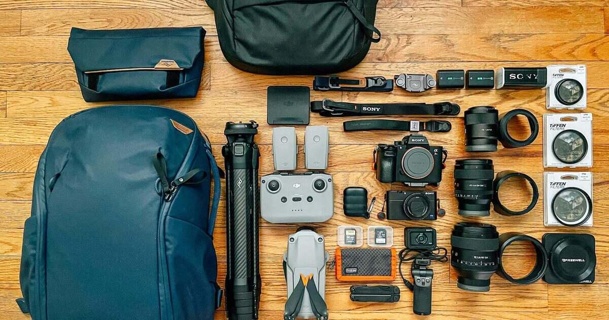 What’s In My Bag: See This Creative's Kit For Street Photography, Portraits More