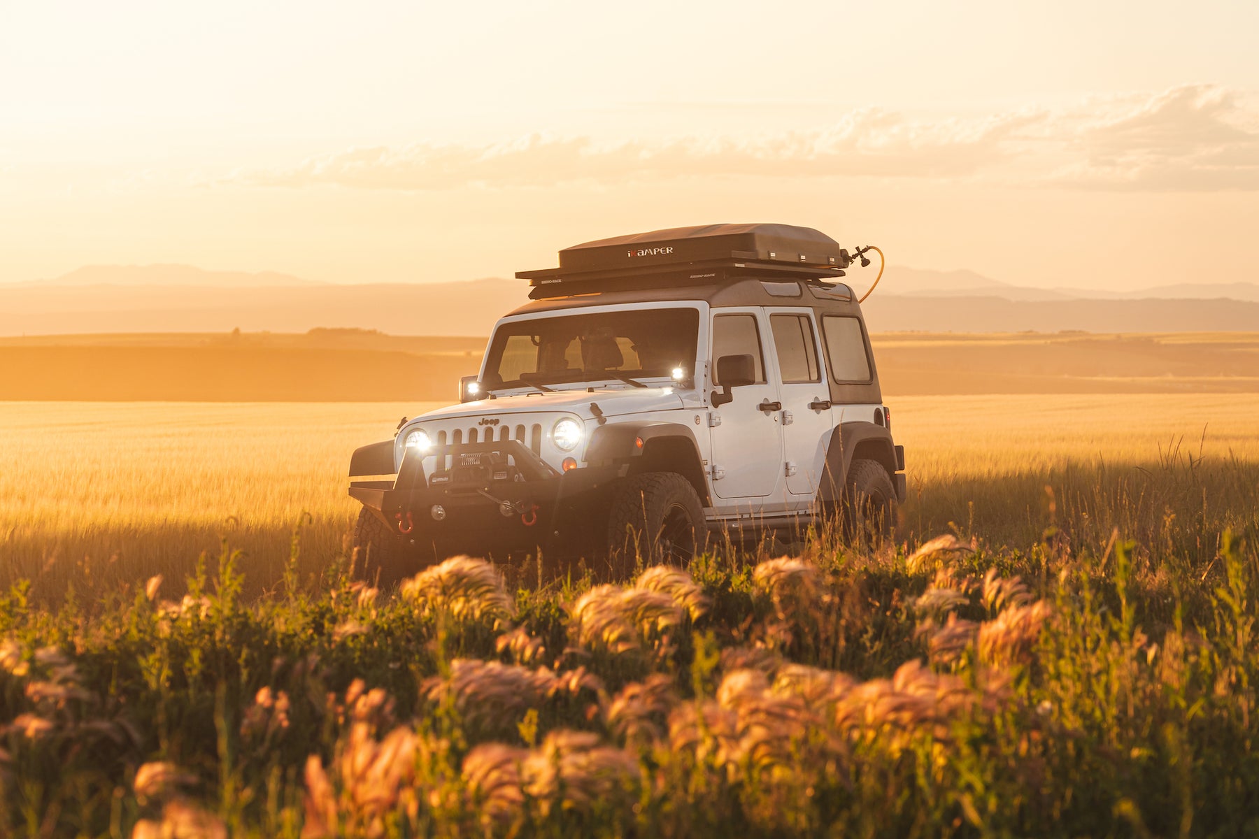 https://alphauniverseglobal.media.zestyio.com/Alpha-Universe-WIMB-Drew-Simms-Jeep-1.jpg?height=1200&fit=bounds