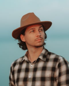 https://alphauniverseglobal.media.zestyio.com/Alpha-Universe-WIMB-Gareth-Llewellyn-7.jpg?height=300&fit=bounds