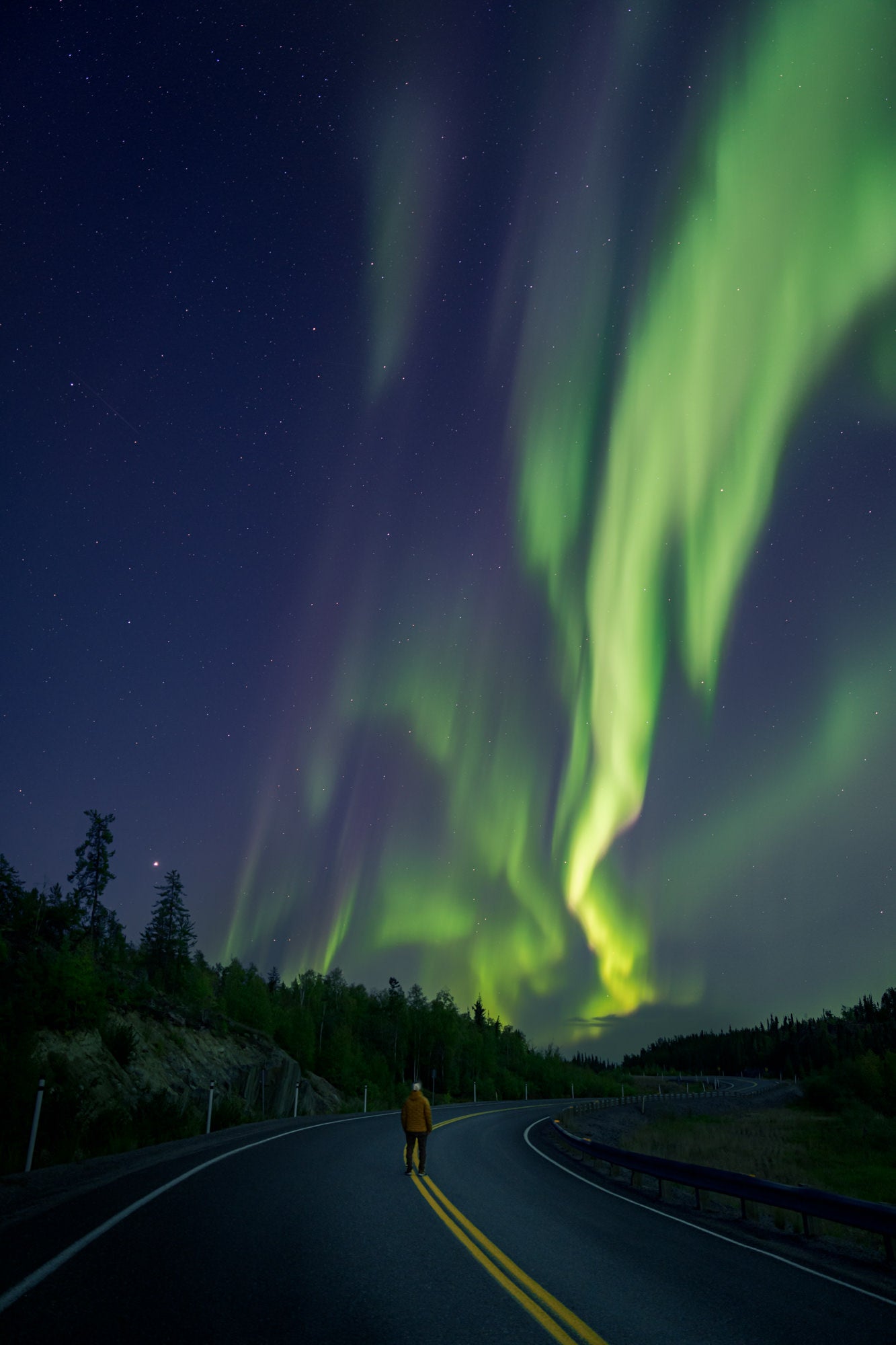 Photo by Jay Clue. Sony Alpha 1. Sony 24-70mm f/2.8 G Master II. 10-sec., f/2.8, ISO 800