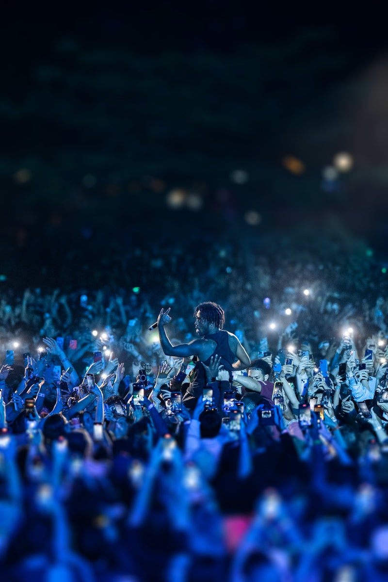 https://alphauniverseglobal.media.zestyio.com/Alpha-Universe-WIMB-Jeremy-Cohen-Concert-7.jpg?height=1200&fit=bounds