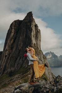 https://alphauniverseglobal.media.zestyio.com/Alpha-Universe-WIMB-Maria-Hildebrand-8.jpg?height=300&fit=bounds