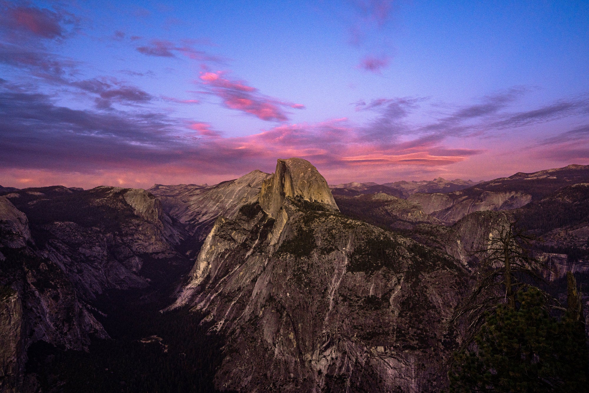 Photo by Michael Hollender. Sony Alpha 7R III. Sony 16-35mm f/2.8 G Master. 1/160-sec., f/7.1, ISO 800