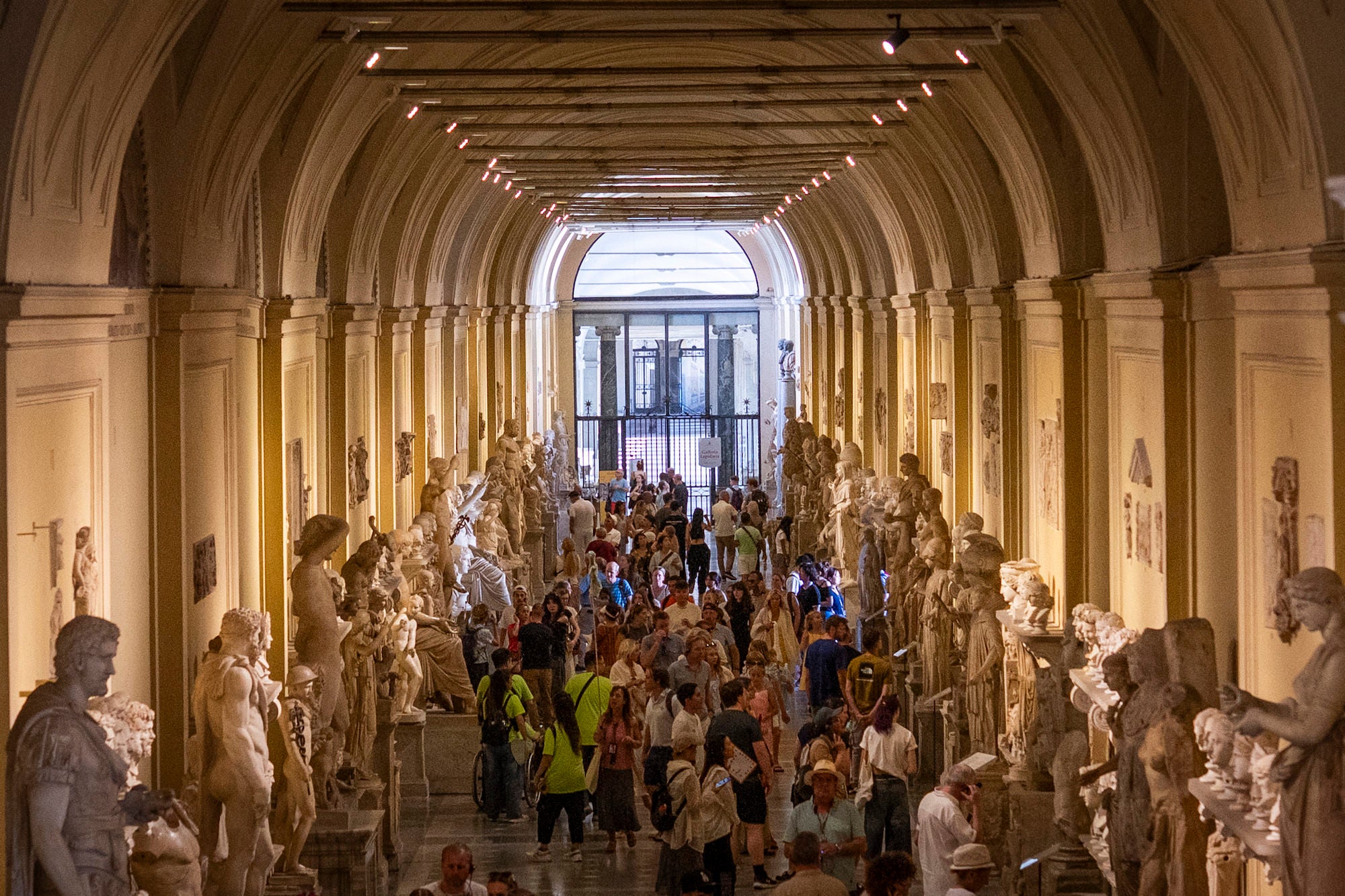 Photo by Nancy Borowick. Alpha 7R V. 35mm f/1.4 G Master. 1/125-sec., f/2.2, ISO 500